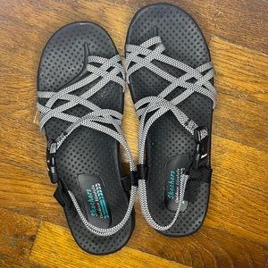 Women’s sketcher’s sandals